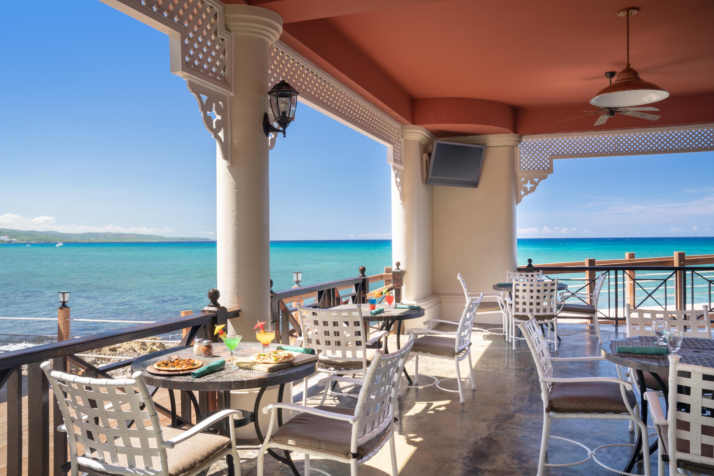 Jewel Paradise Cove Adult Beach Resort & Spa 拉纳韦贝 外观 照片