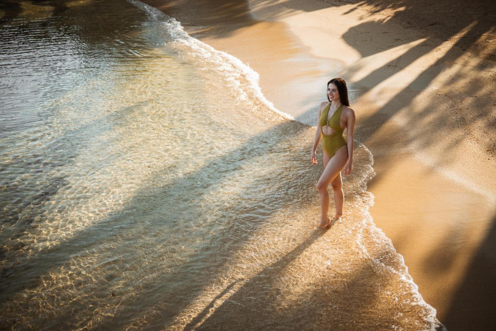 Jewel Paradise Cove Adult Beach Resort & Spa 拉纳韦贝 外观 照片